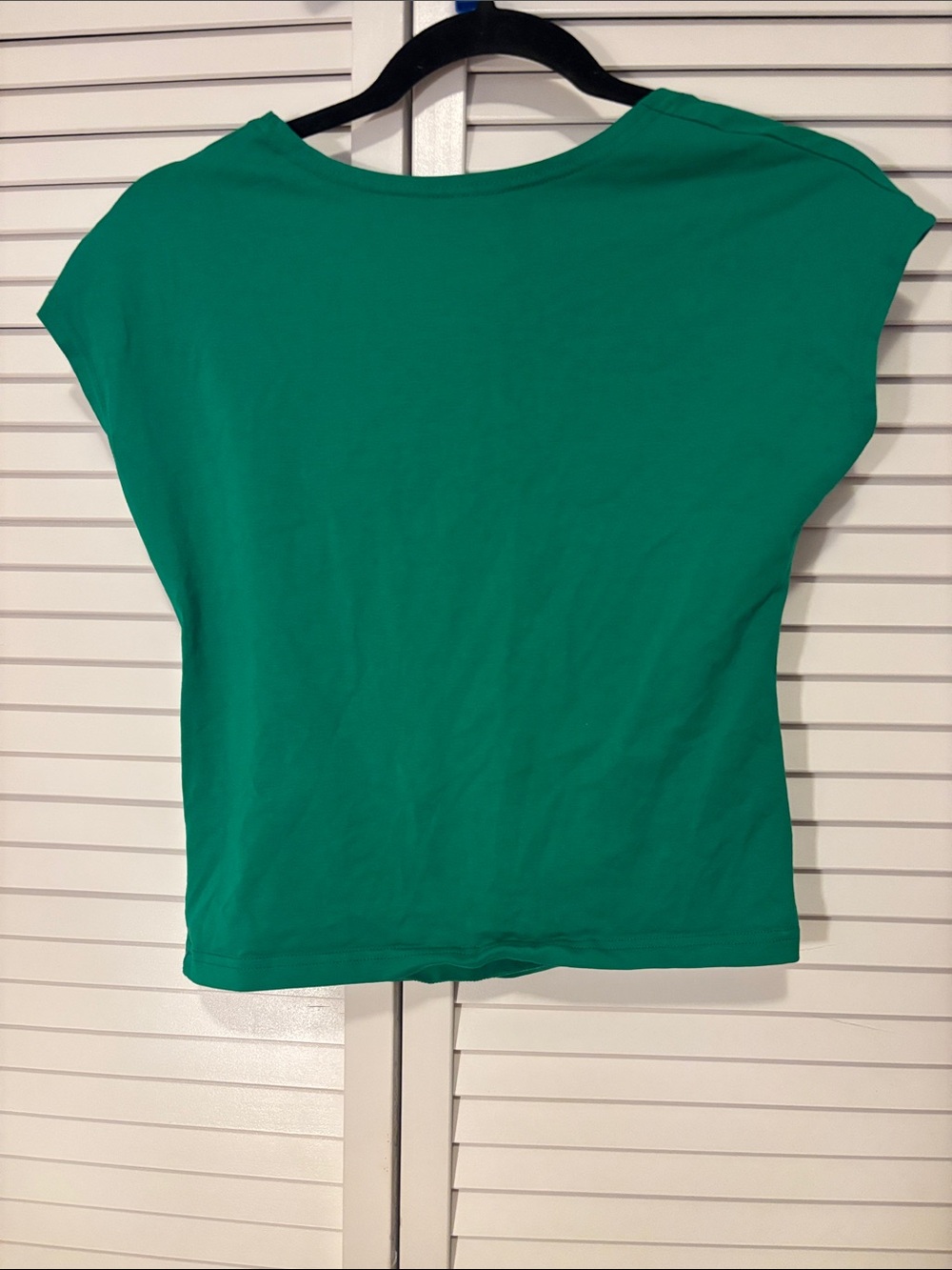 Amazon Emerald Green Open Back Cap-Sleeve Tee